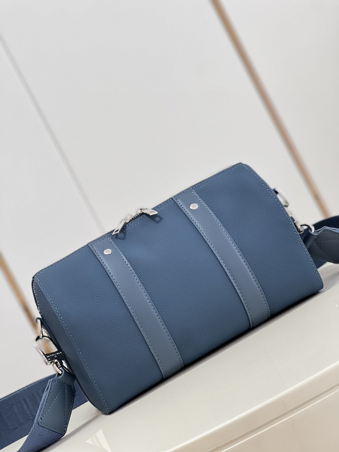 Louis Vuitton City Keepall Aerogram Blue For Men, Bags, Shoulder And Crossbody Bags 10.6in/27cm Louis Vuitton