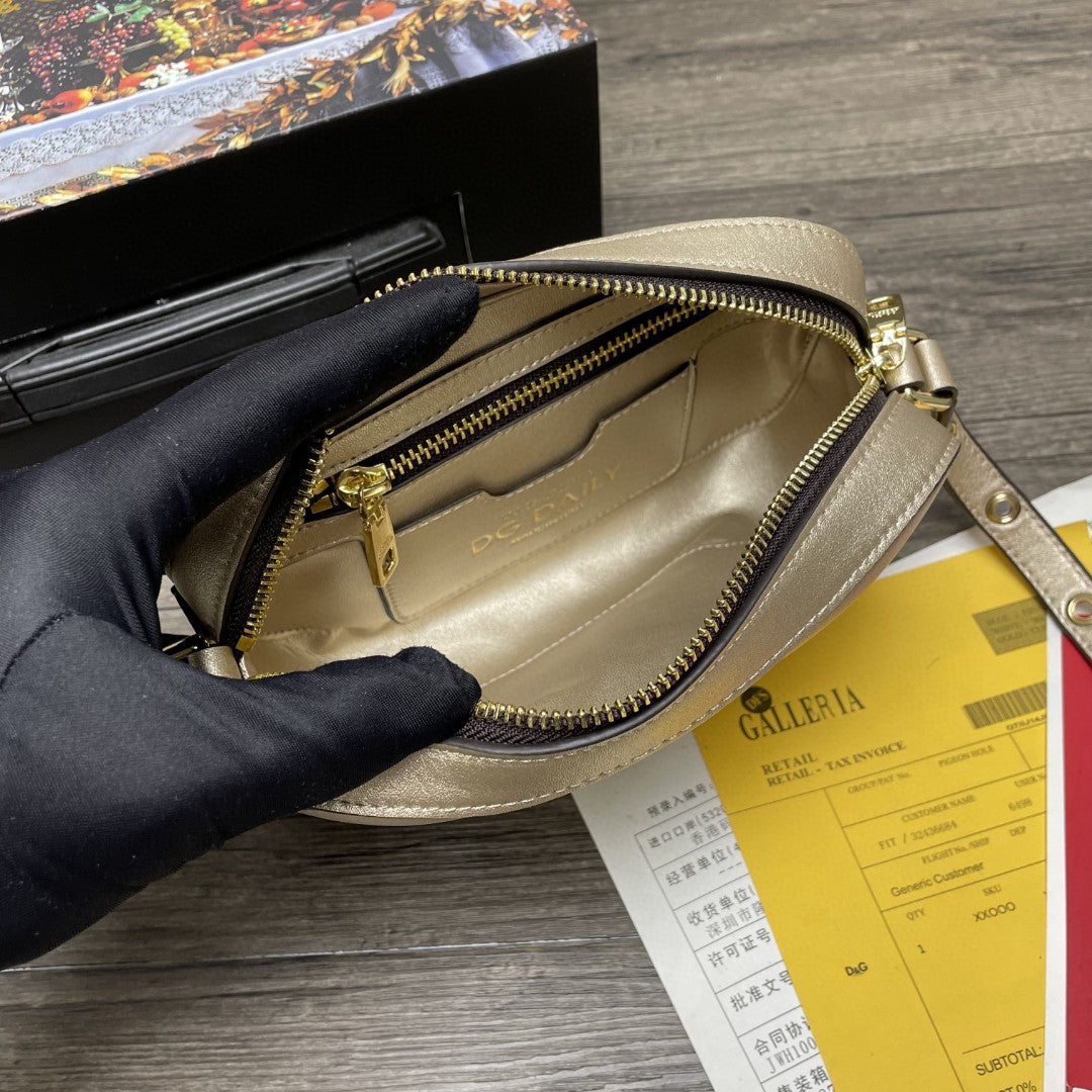 Crossbody 3.5 Bag Gold For Women 7.5in/19cm GLAMI