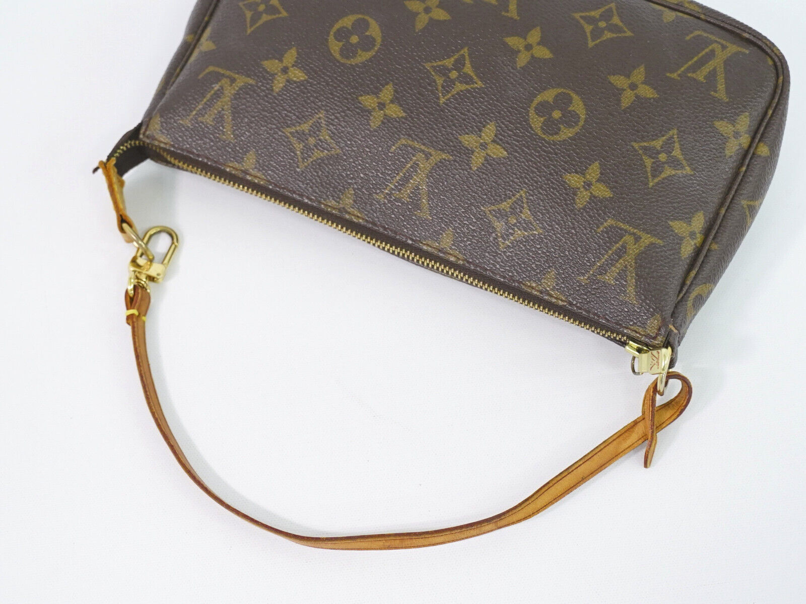 Louis Vuitton Pochette Accessoire Clutch Bag