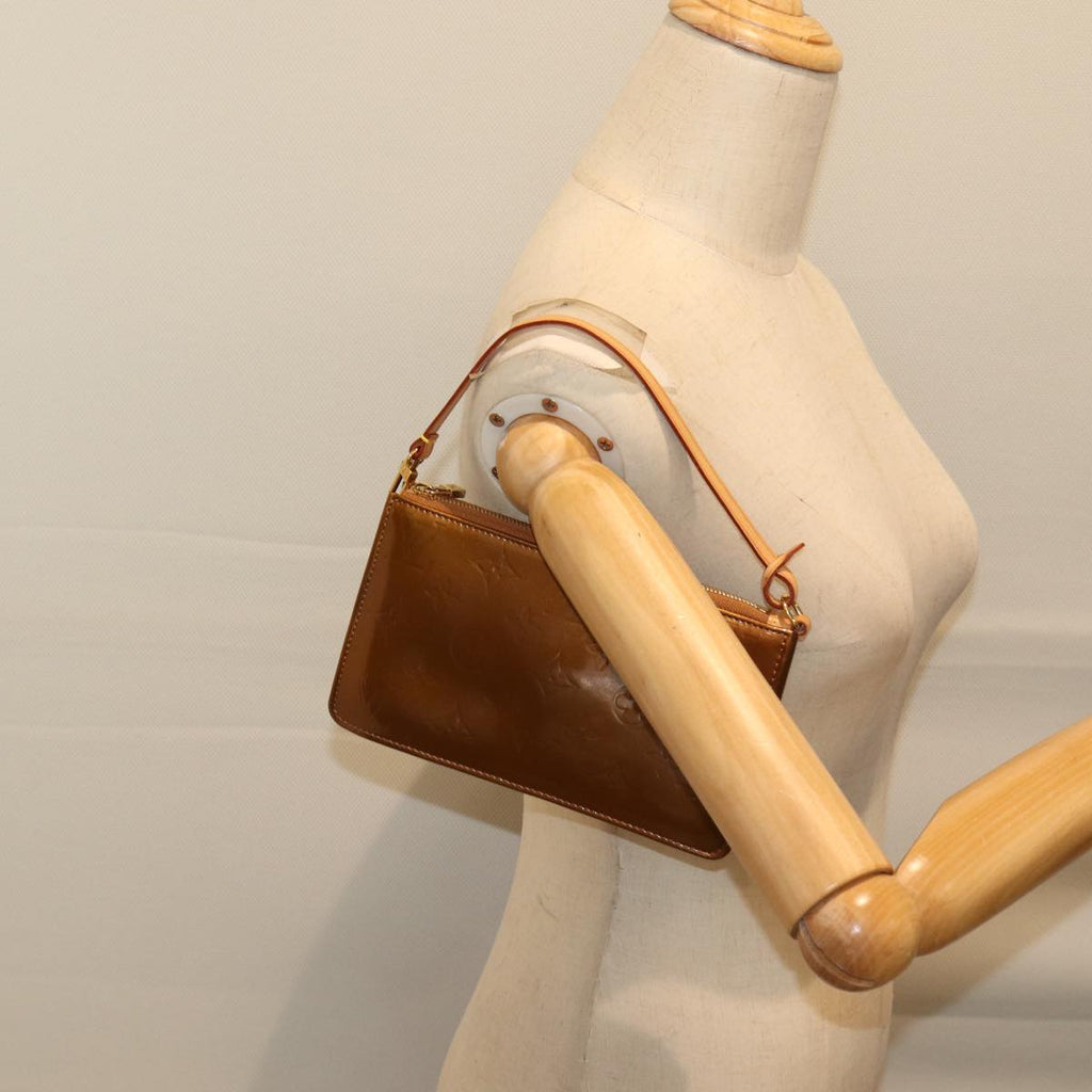 Louis Vuitton Lexington   Leather Clutch Bag