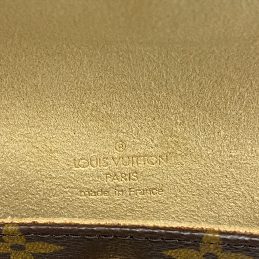 Louis Vuitton Florentine  Leather Clutch Bag