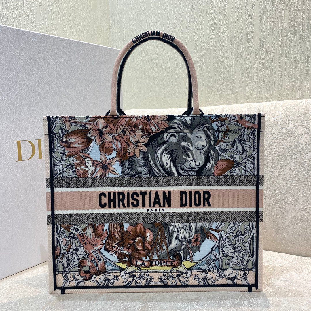 Dior MeDiorum Book Tote Multicolor La Force Embroidery, Multicolor, For Women Women’s Handbags, Shoulder Bags, 42cm CD M1286ZFOR_M884