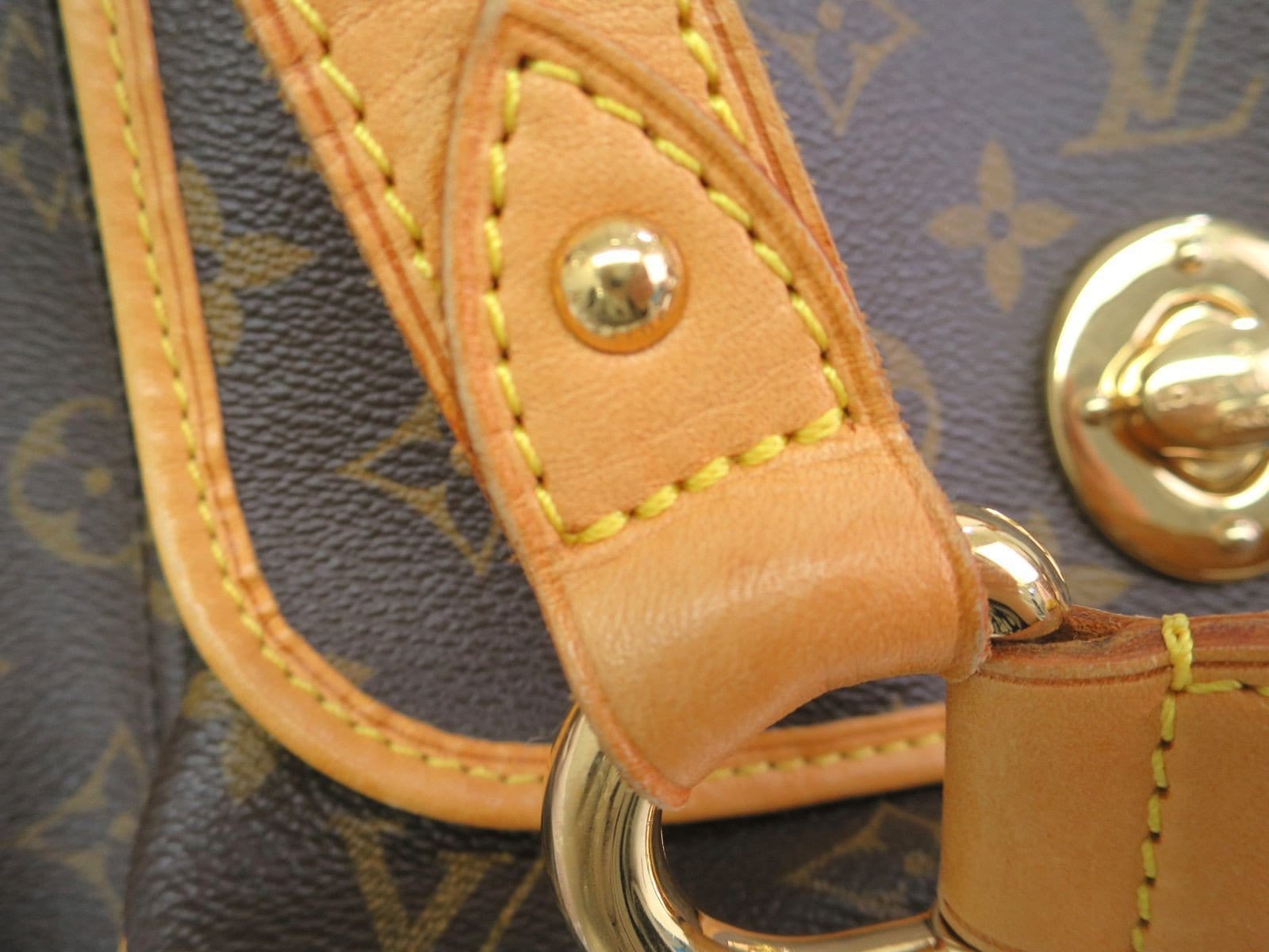 LOUIS VUITTON Tikal GM Monogram Canvas Excellent  Shoulder Bag