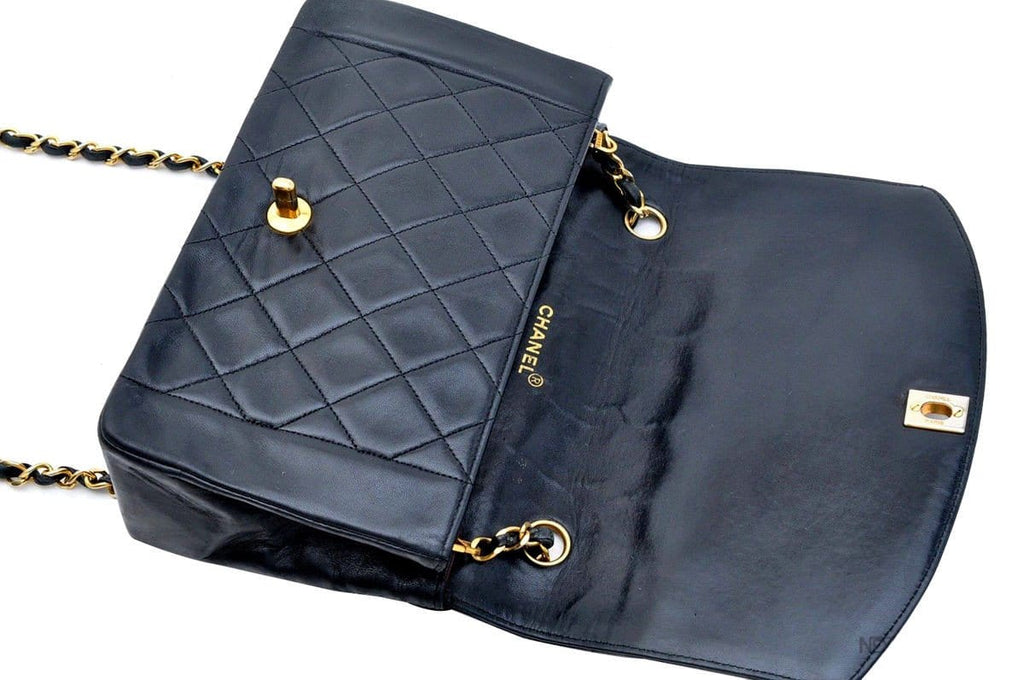 Chanel Shoulder Bag -  Chanel  Chain Bag