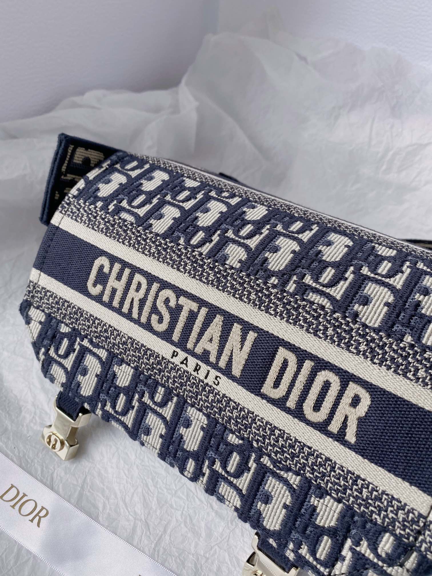 Dior Small DYORCAMP Bag Blue Oblique Embroidery, Blue Handbags, Shoulder Bags, Crossbody Bags, 23cm CD M1241ORIW_M928