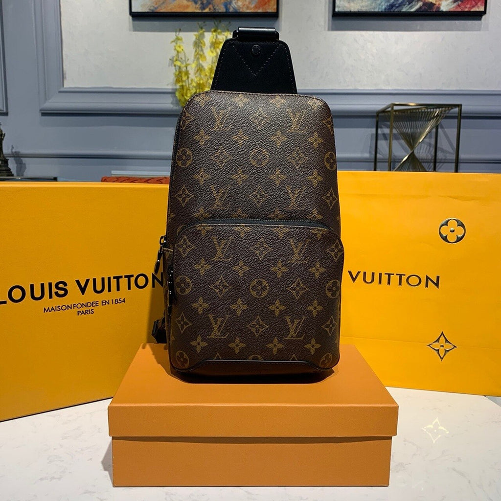 Louis Vuitton Avenue Sling Bag Monogram Canvas For Men, Bag, Crossbody Bags 12.2in/31cm Louis Vuitton