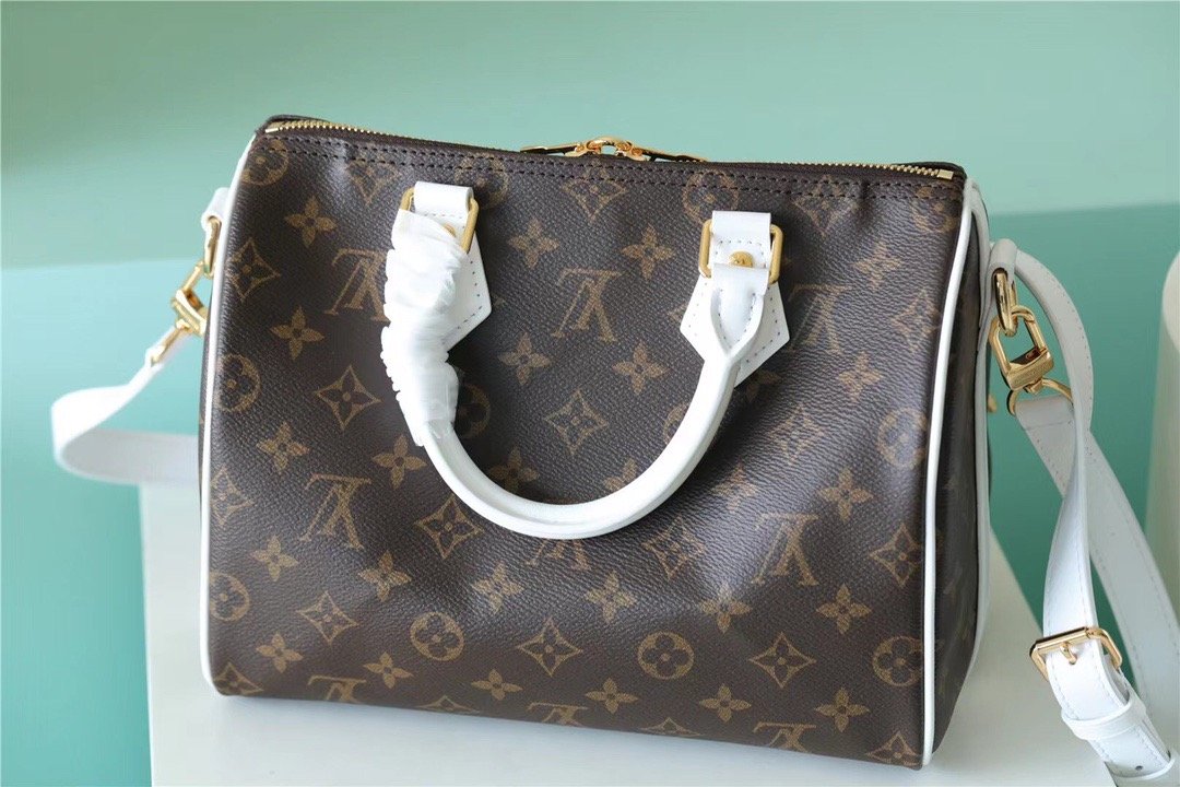 Louis Vuitton Speedy Bandoulière Bag 25 Classic Monogram Canvas For Women Brown 9.8in/25cm Louis Vuitton M20754