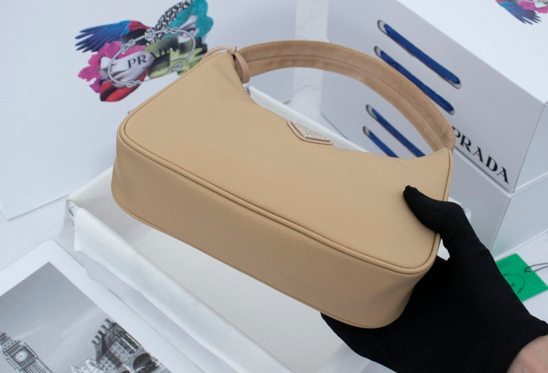 Barnes-Bags - Prada Bags - 894