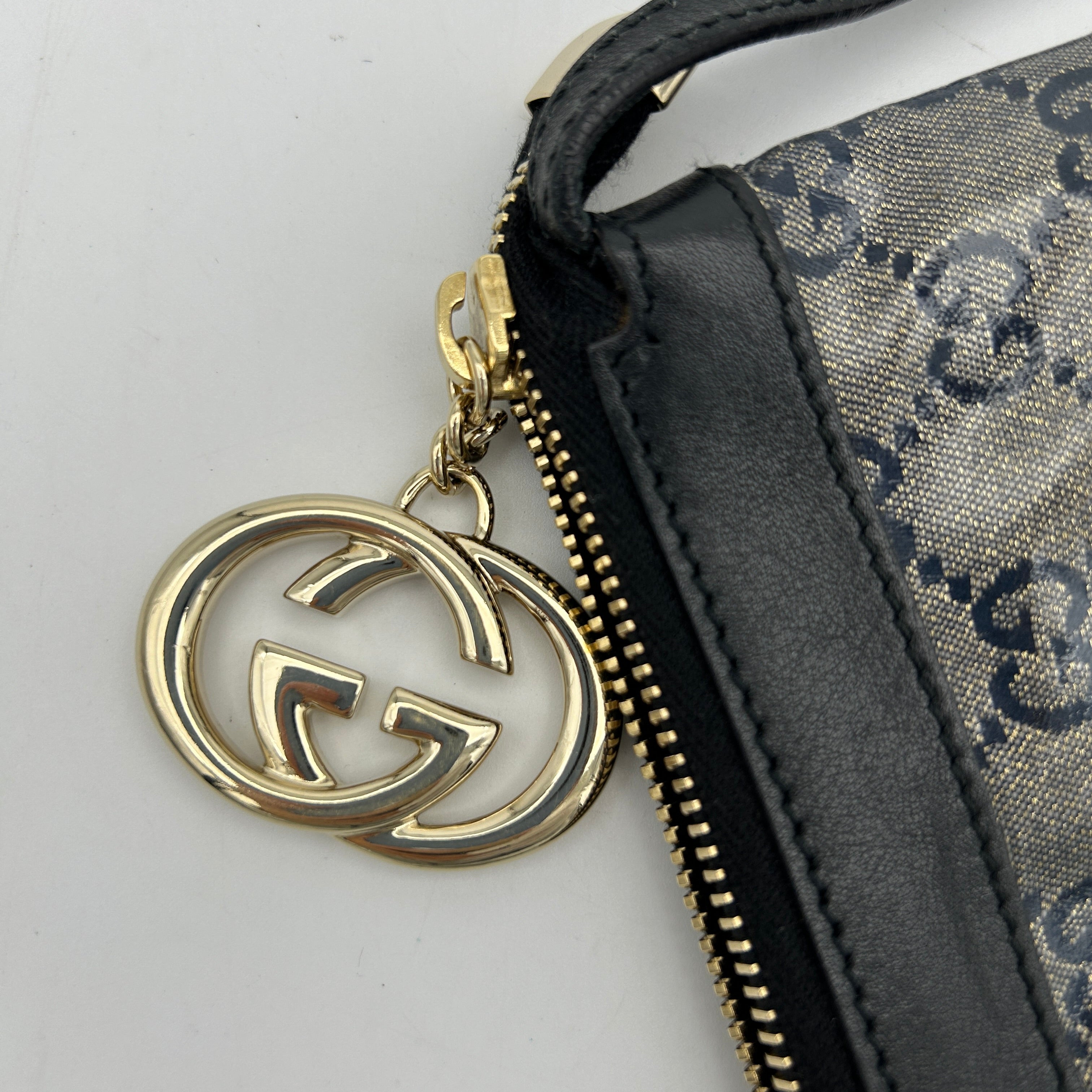 Gucci Interlocking G GG Glitter Supreme Shoulder Bag Black Navy Blue