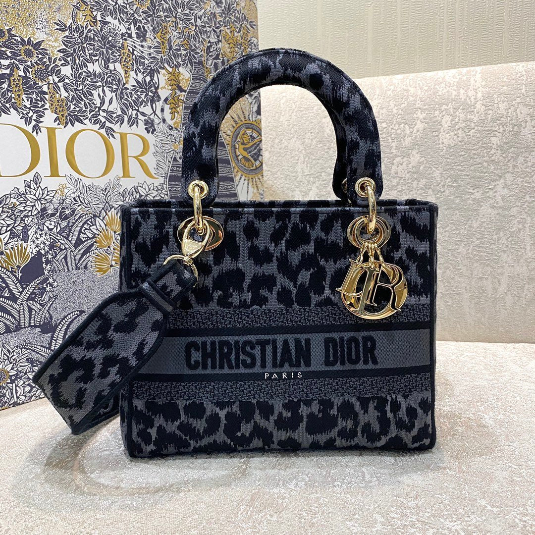 Dior MeDiorum Lady D-Lite Bag Blue and Black Mizza Embroidery, Blue and Black Handbags, Crossbody Bags, 24cm CD M0565ORHM_M962