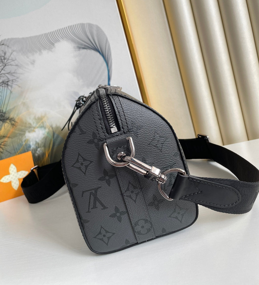 Louis Vuitton City Keepall Monogram Eclipse/Monogram Eclipse Reverse For Men, Bags, Shoulder And Crossbody Bags 10.6in/27cm Louis Vuitton M45936