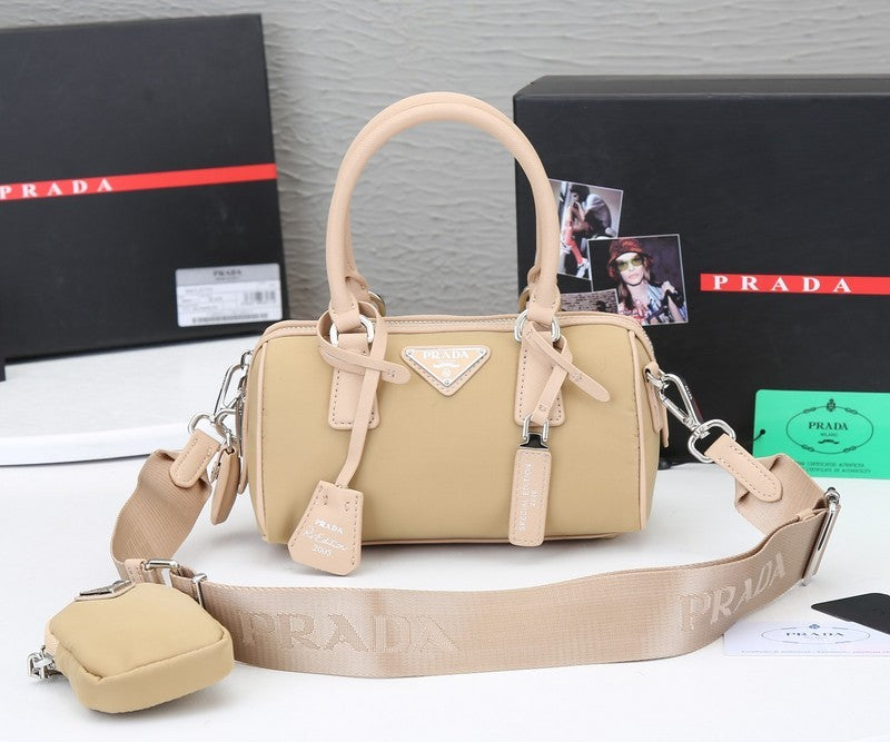 Barnes-Bags - Prada Bags - 833