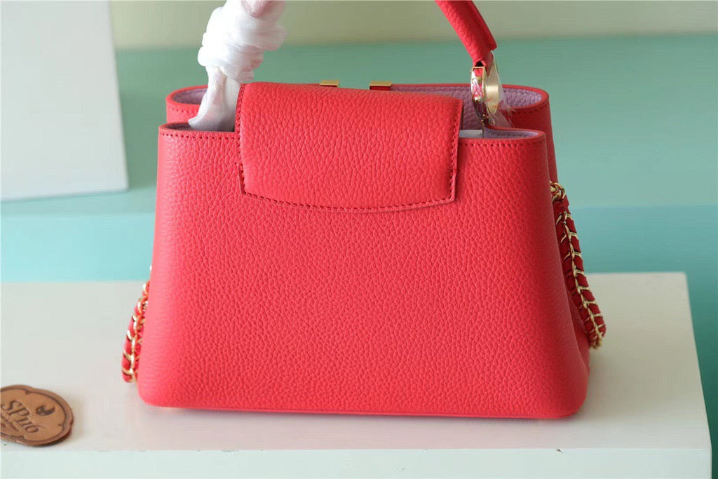 Louis Vuitton Capucines Taurillon Red For Women, WomenÃƒÂ¢Ã¢â€šÂ¬Ã¢â€žÂ¢s Bags, Shoulder And Crossbody Bags 10.6in/27cm Louis Vuitton