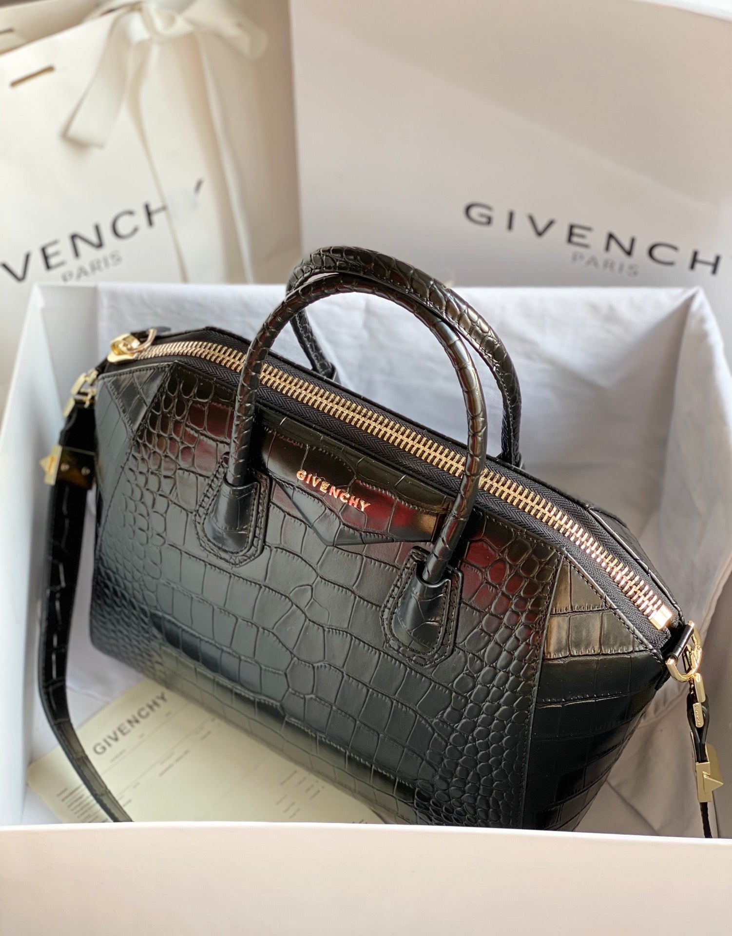 gv Antigona Bag Black For Women, Handbags, Shoulder Bags 11in/28cm GVC
