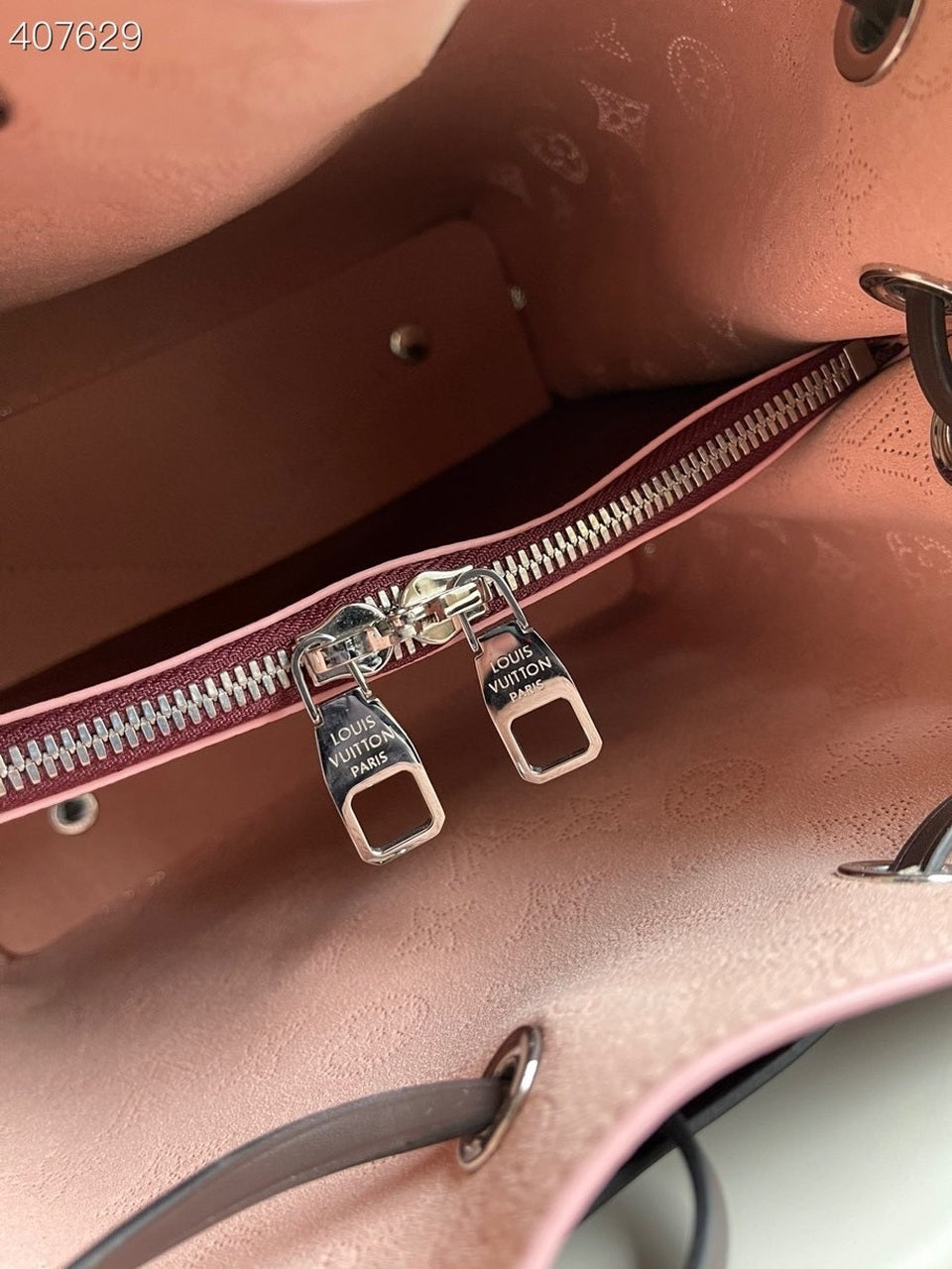 Louis Vuitton Muria Bucket Bag For Women, WomenÃƒÂ¢Ã¢â€šÂ¬Ã¢â€žÂ¢s Handbags, Shoulder And Crossbody Bags Burgundy 9.8in/25cm Louis Vuitton