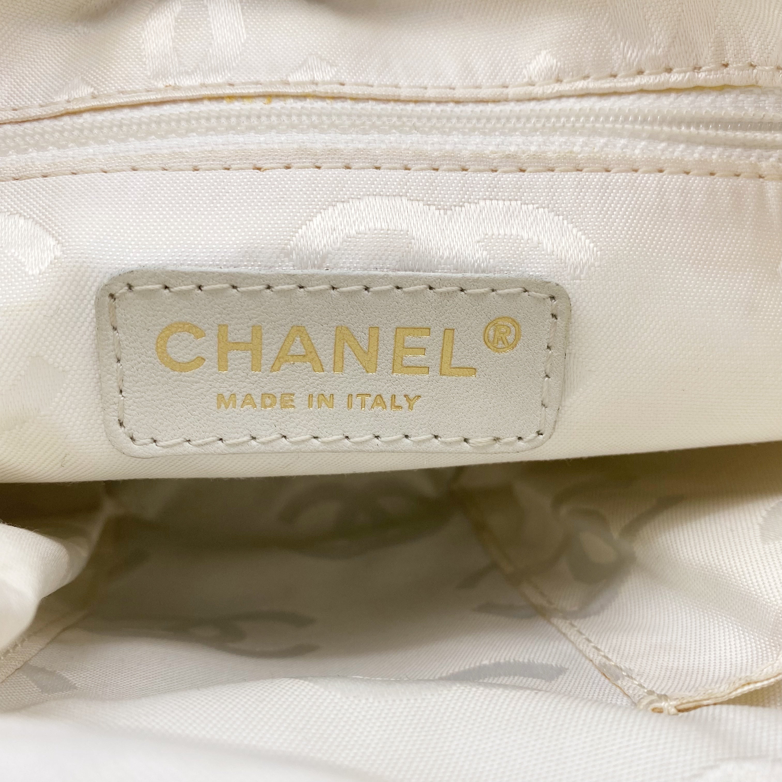 Chanel CC wild stitch shoulder bag