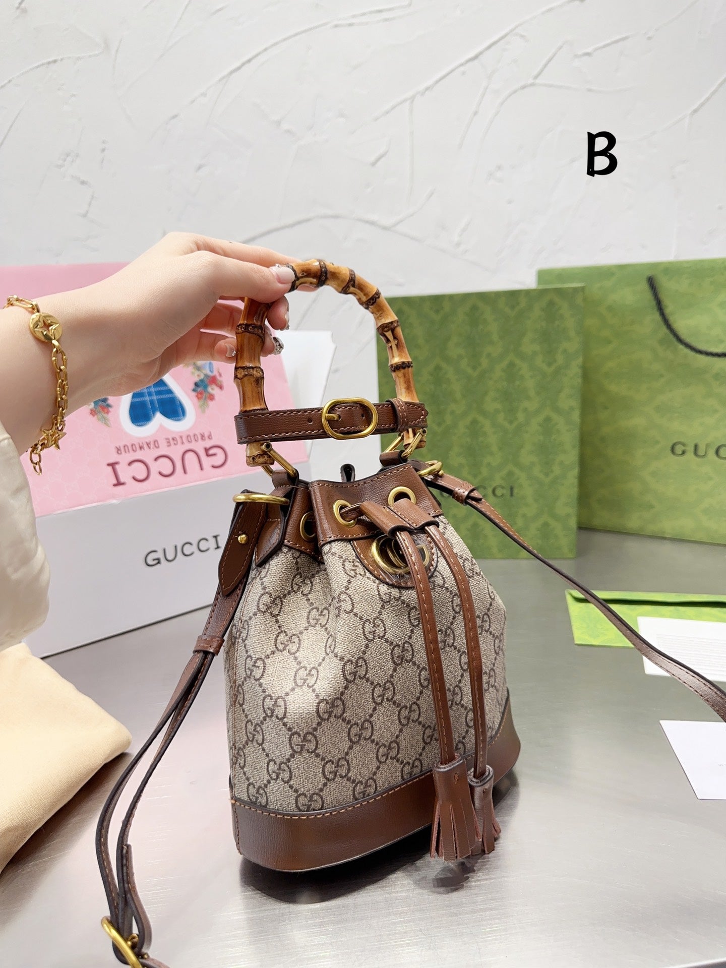 LB - New 1:1 rep  Bags Gucci 204