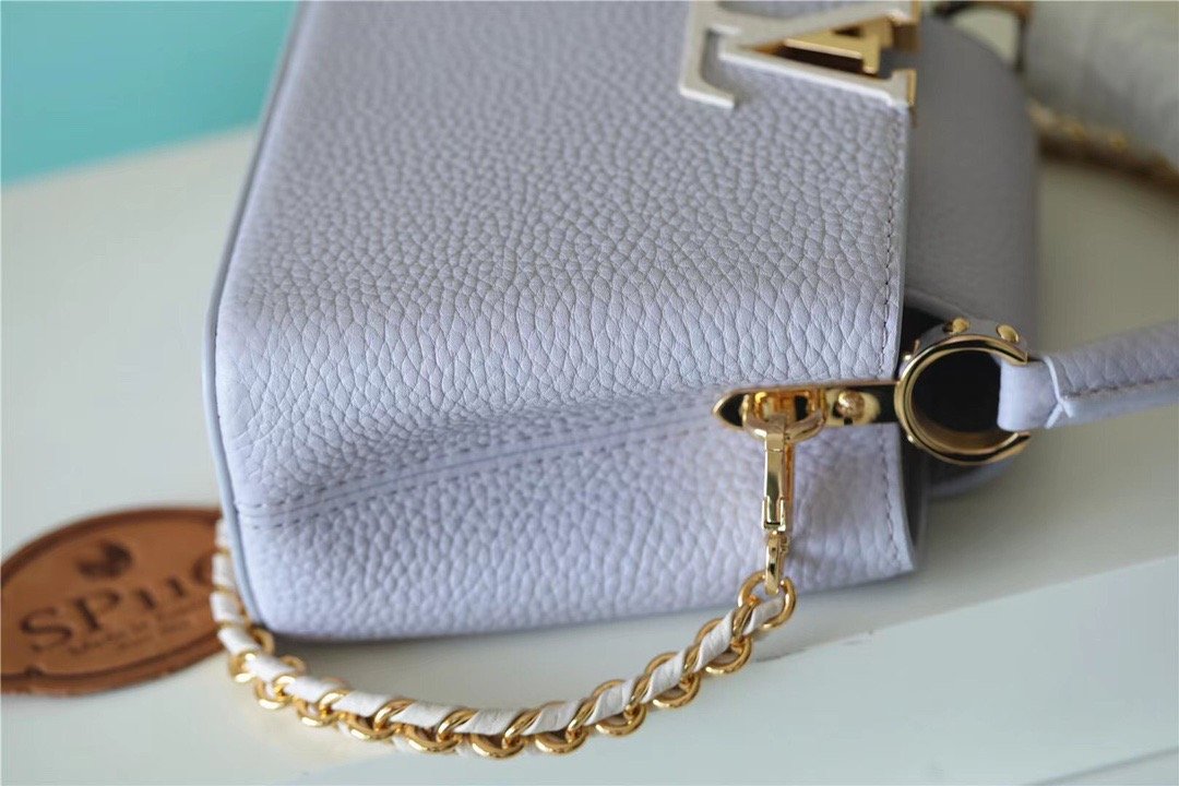 Louis Vuitton Capucines Mini Taurillon Light Blue/ Creme For Women,  Shoulder And Crossbody Bags 21cm/8.3in Louis Vuitton
