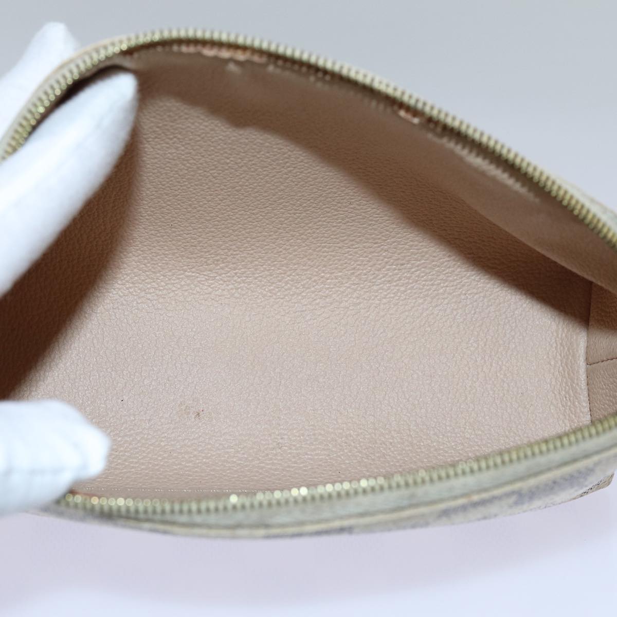 Louis Vuitton Cosmetic pouch Clutch Bag