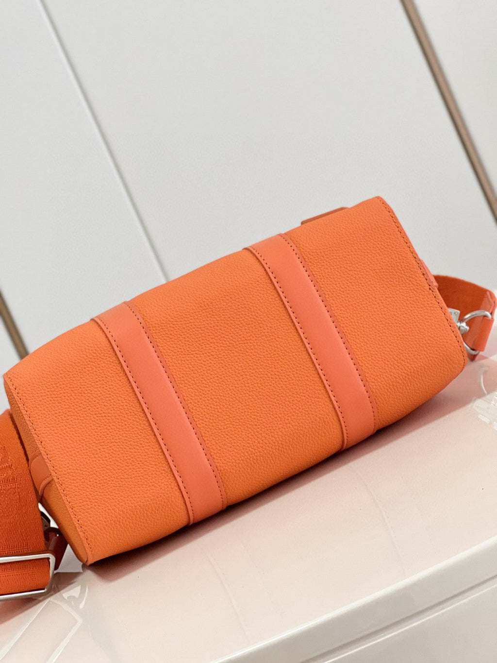 Louis Vuitton City Keepall Aerogram Orange For Men, Bags, Shoulder And Crossbody Bags 10.6in/27cm Louis Vuitton