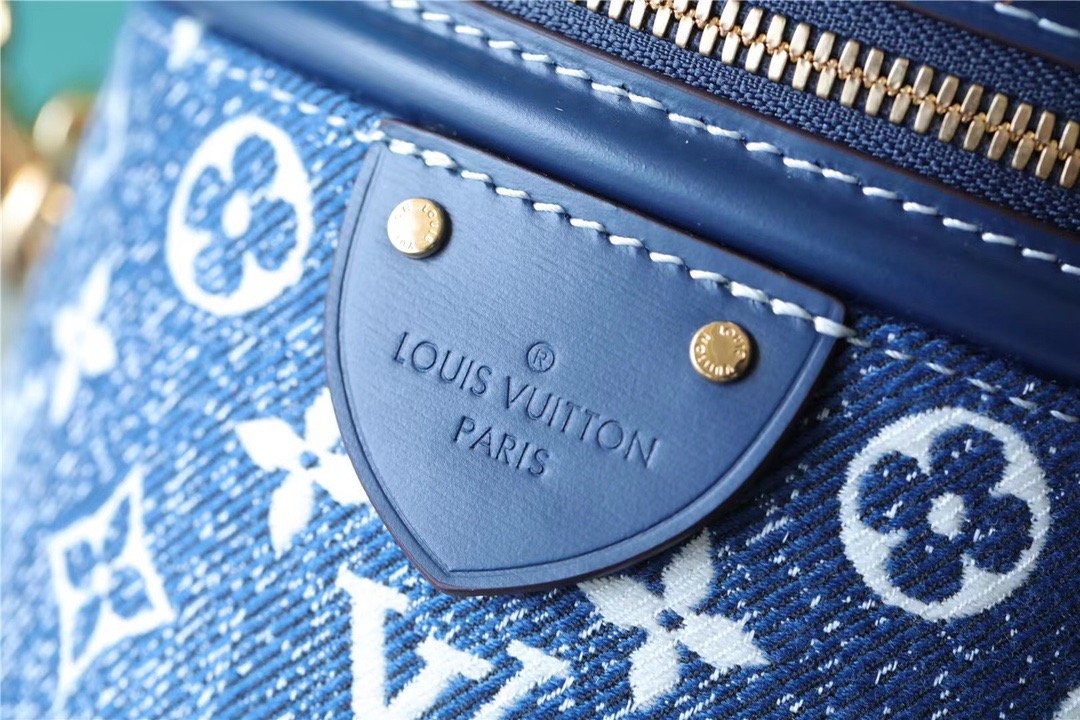 Louis Vuitton Cannes Monogram Denim By Nicolas Ghesquiere For Women, WomenÃƒÂ¢Ã¢â€šÂ¬Ã¢â€žÂ¢s Bags, Shoulder And Crossbody Bags 6.7in/17cm Louis Vuitton