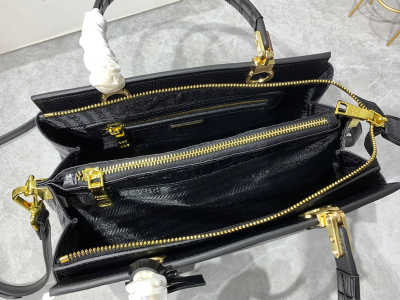 Barnes-Bags - Prada Bags - 951