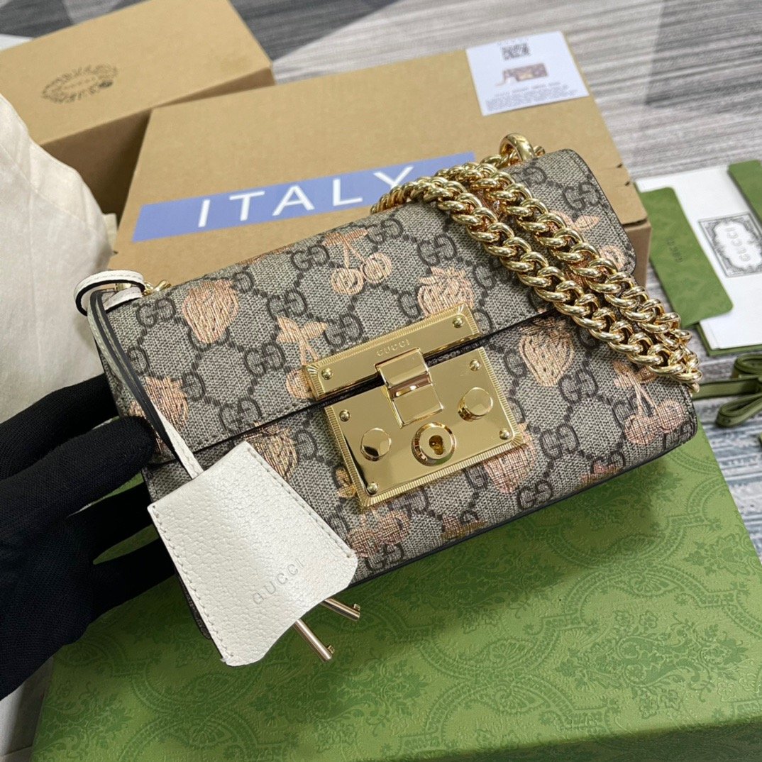 Padlock Small Strawberry Shoulder Bag Beige For Women, Women’s Bags 7.9in/20cm Glami