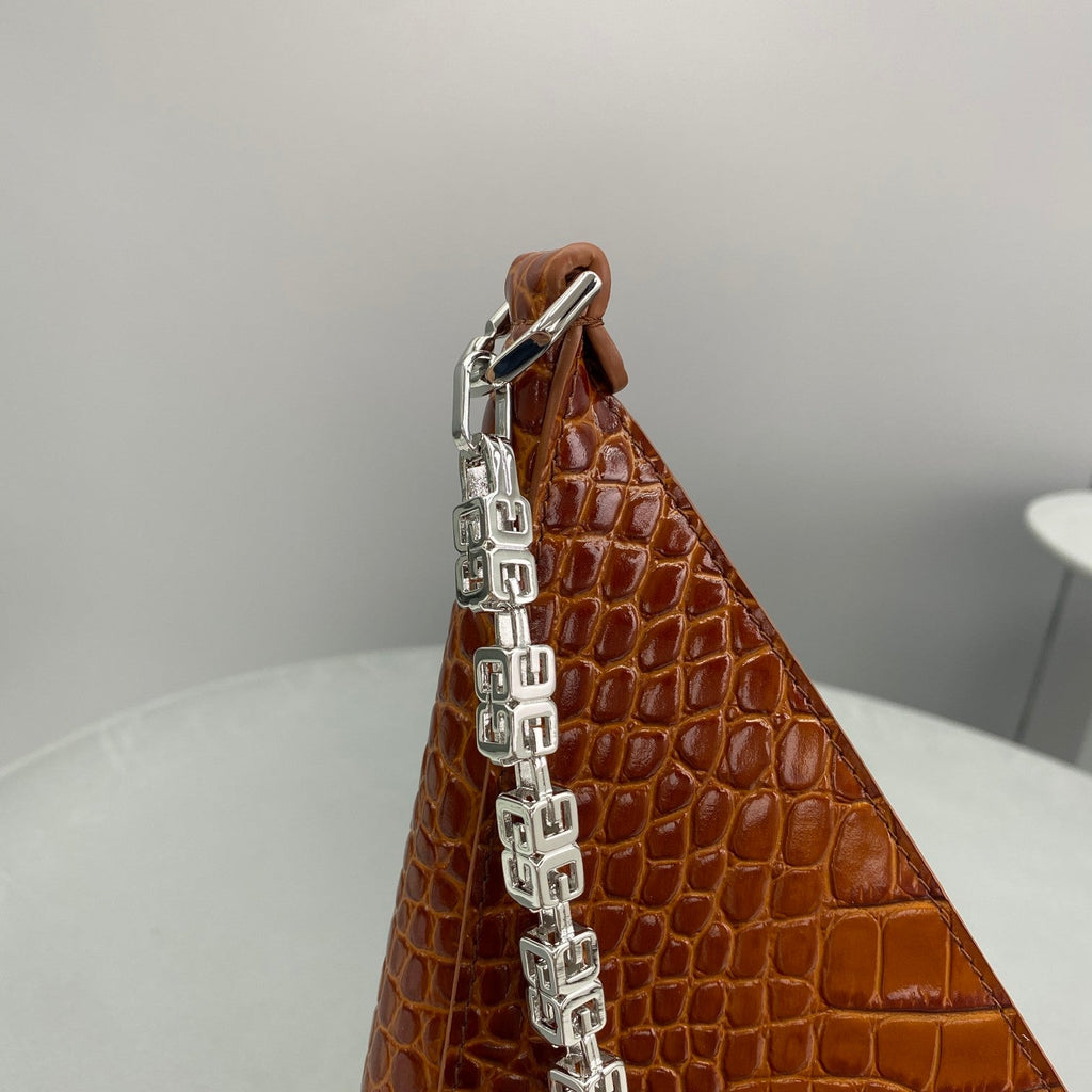 gv Small Cut Out Bag Cramel Brown For Women, Handbags, Shoulder Bags 10.6in/27cm GVCÃ‚Â 