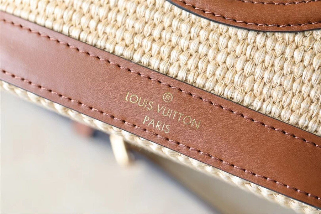 Louis Vuitton Petit Bucket Rafa Caramel Brown For Women, WomenÃƒÂ¢Ã¢â€šÂ¬Ã¢â€žÂ¢s Bags, Shoulder And Crossbody Bags 9.4in/24cm Louis Vuitton M59961