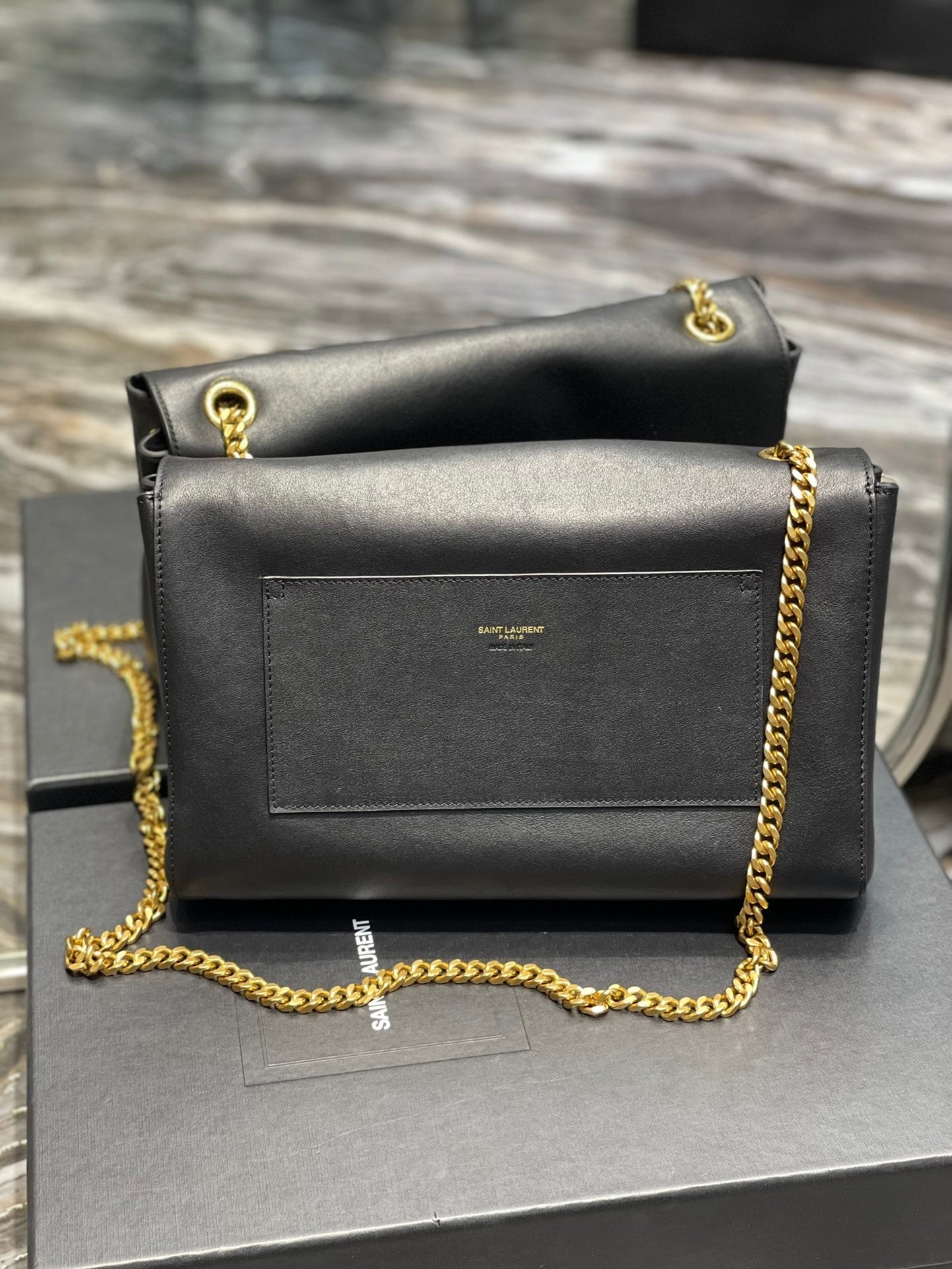 Top Quality Kate MeTop Qualityum Reversible Chain Bag Black In Suede With Gold Hardware For Women 11.2in/29cm YSL