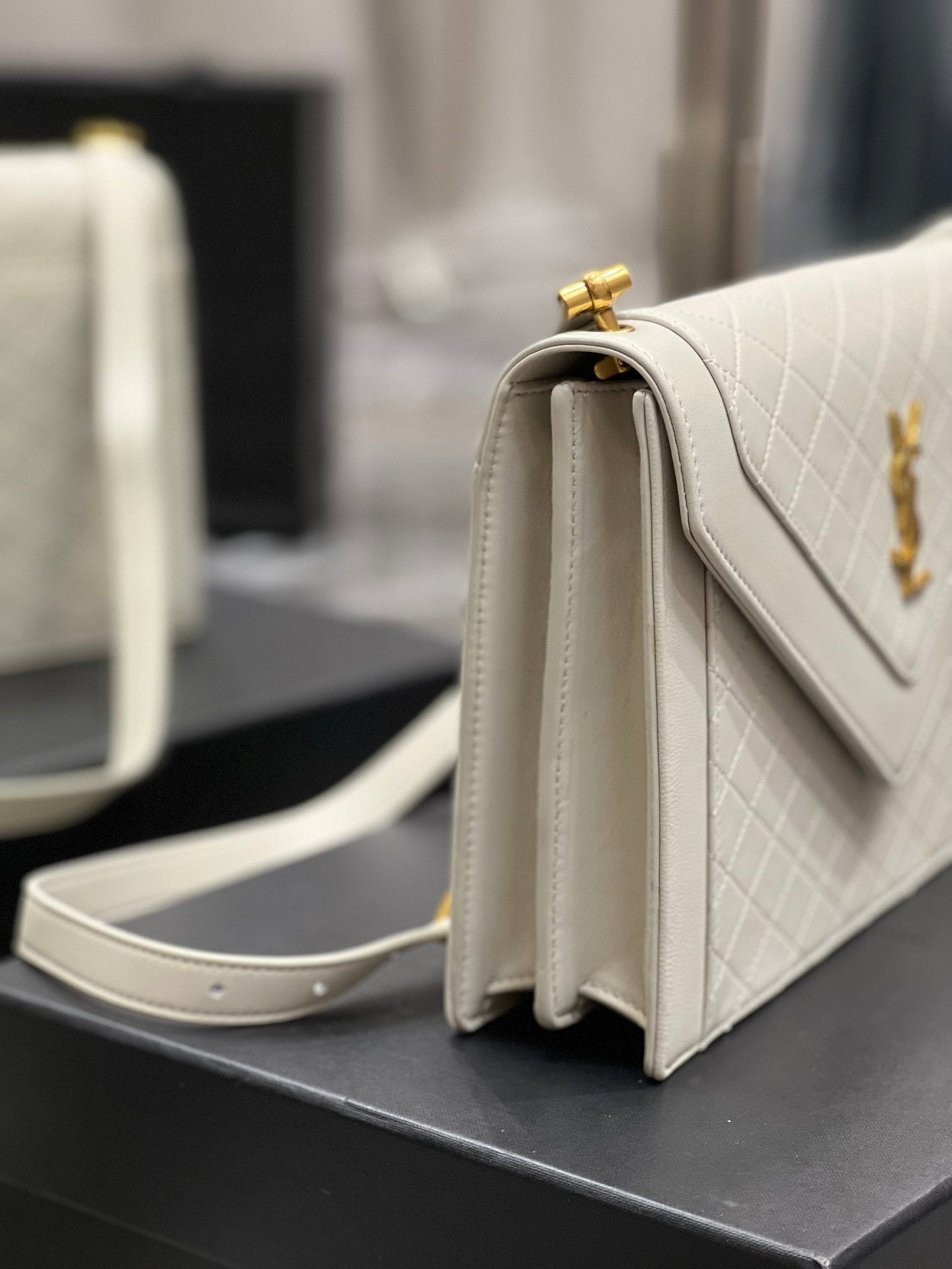 Top Quality Gaby Satchel Bag In White With Gold Toned Hardware For Women 10.2in/26cm YSl 6688631EL079207