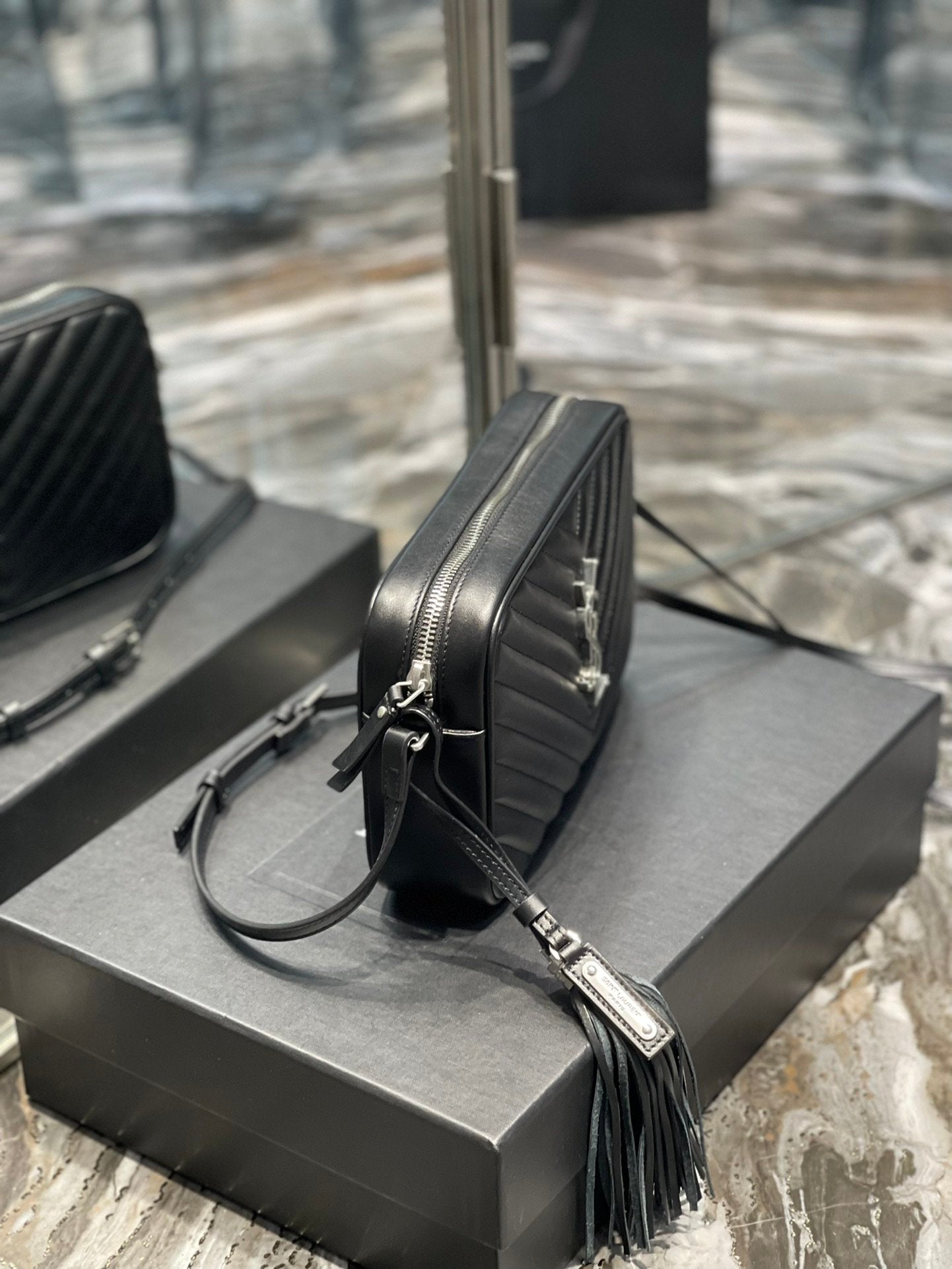 Top Quality Lou Camera Bag Black With Silver Toned Hardware For Women 9in/23cm YSL 612544DV7041000