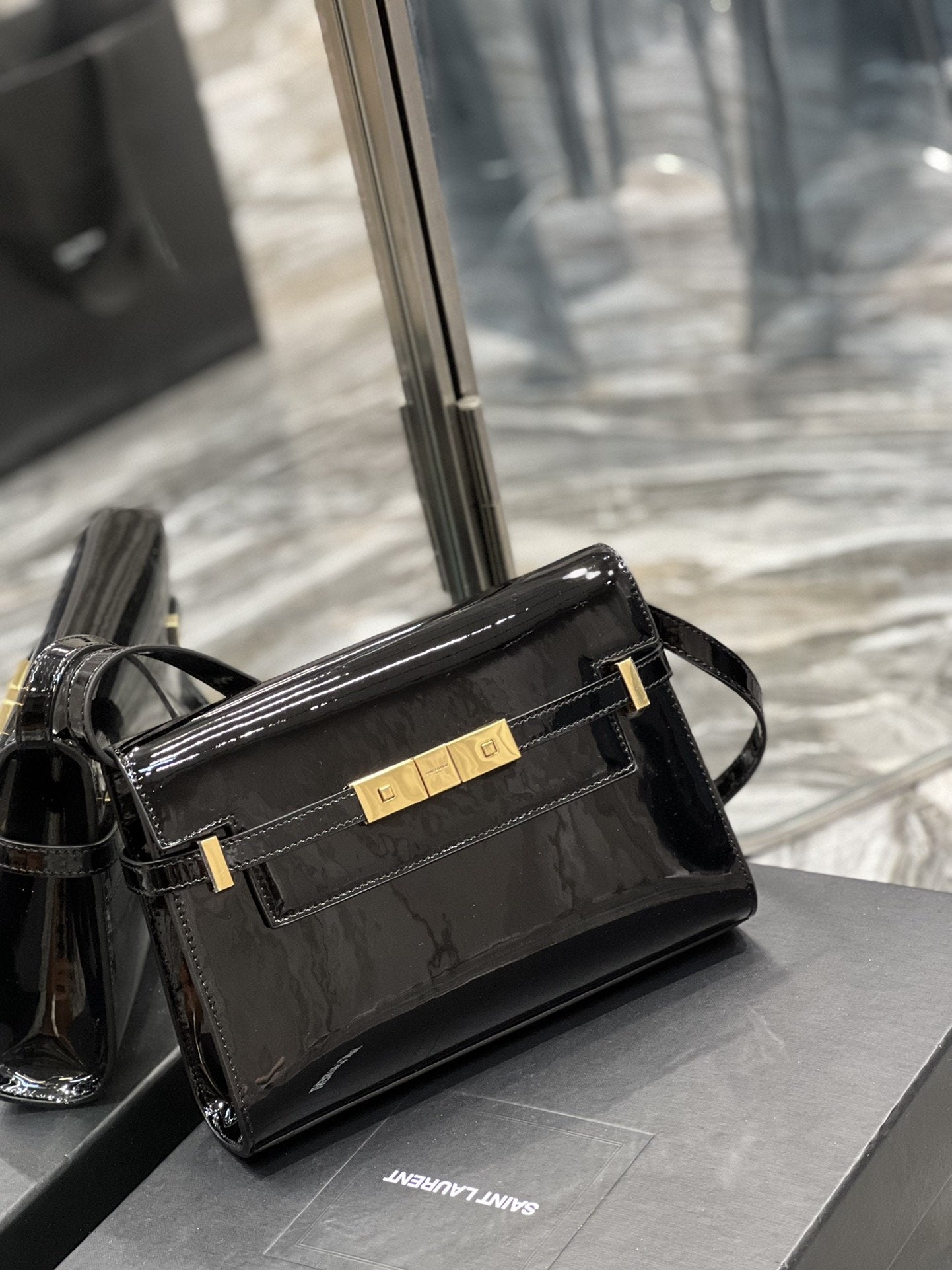 YSSL Manhattan Small Shoulder Bag Black For Women 9in/24cm YSL 675626B870J1000