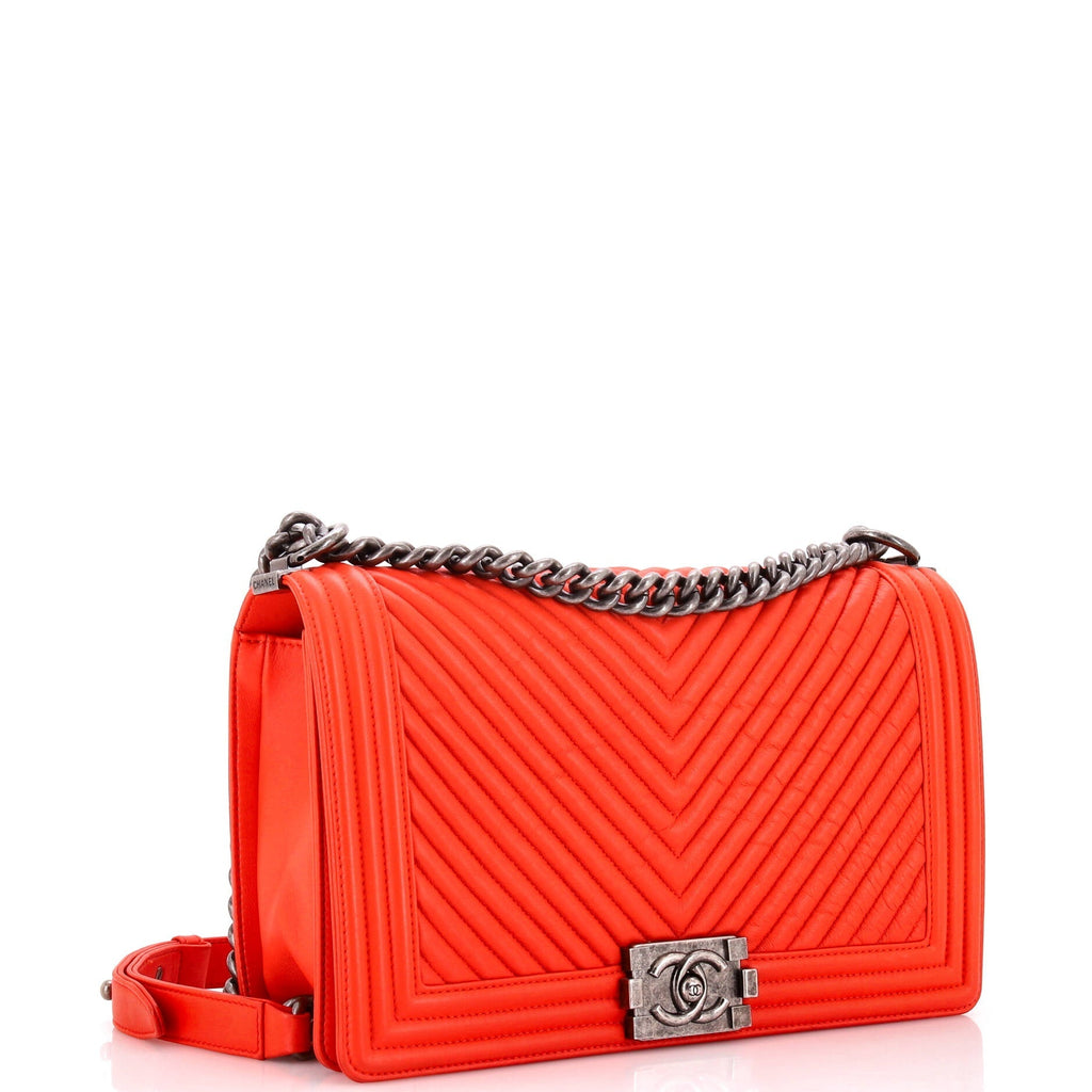 Chanel Boy Flap Bag Chevron Wrinkled Lambskin New Medium