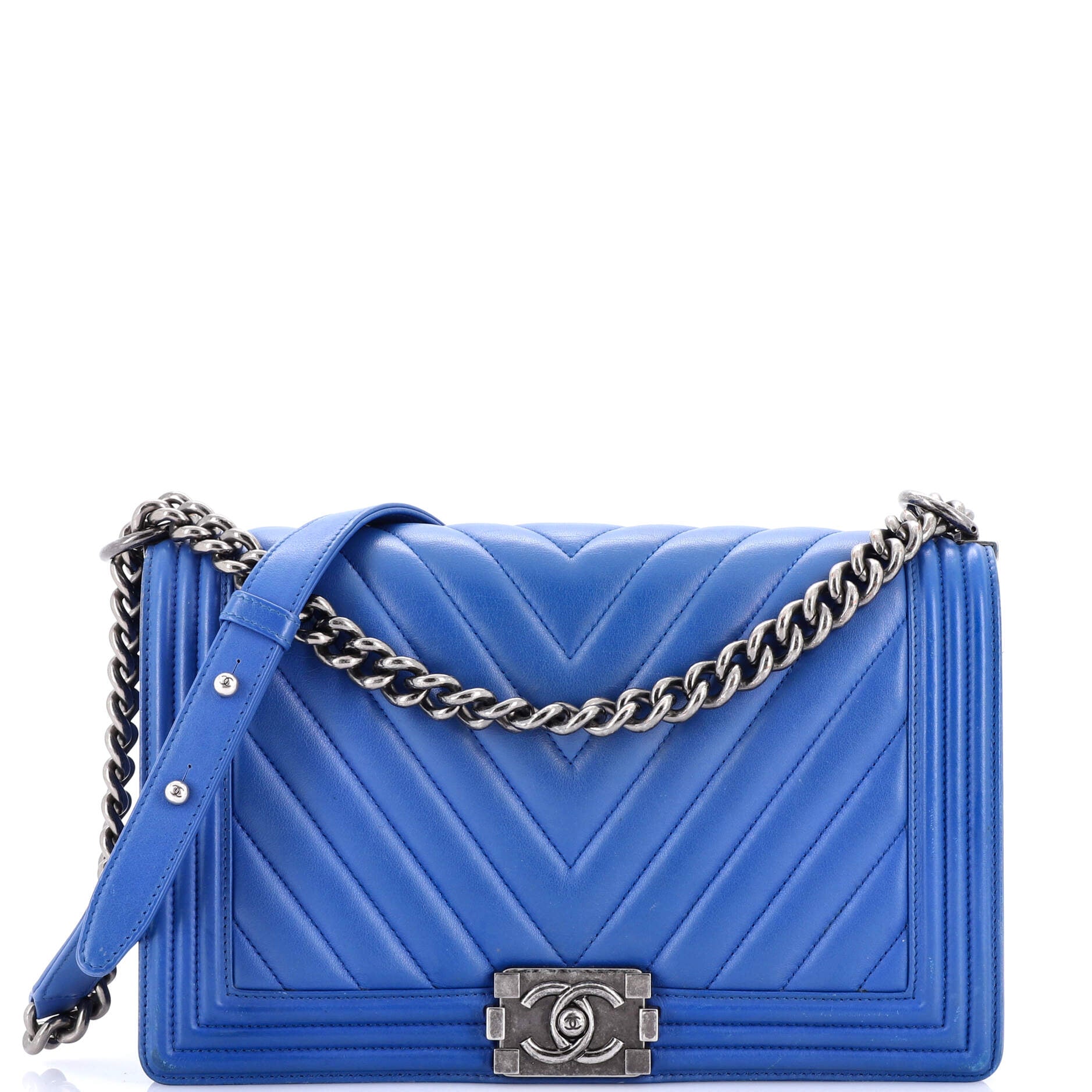 Chanel Boy Flap Bag Chevron Lambskin New Medium