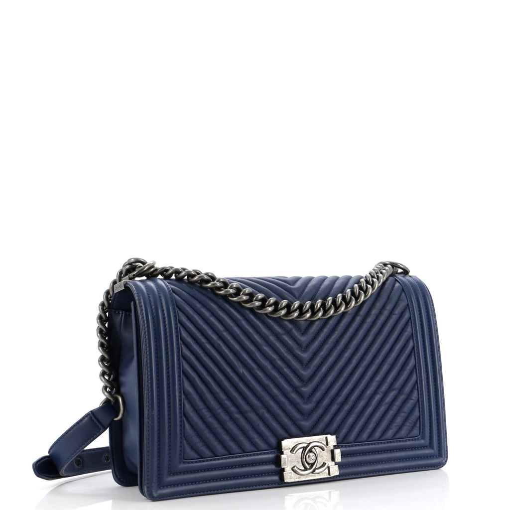 Chanel Boy Flap Bag Chevron Wrinkled Lambskin New Medium