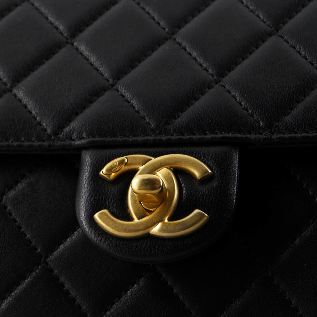 Chanel Chic Pearls Flap Bag Quilted Lambskin Mini