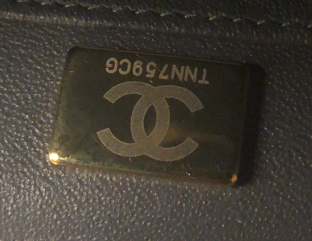 Chanel CC Top Handle Vanity Case with Chain Quilted Caviar Small