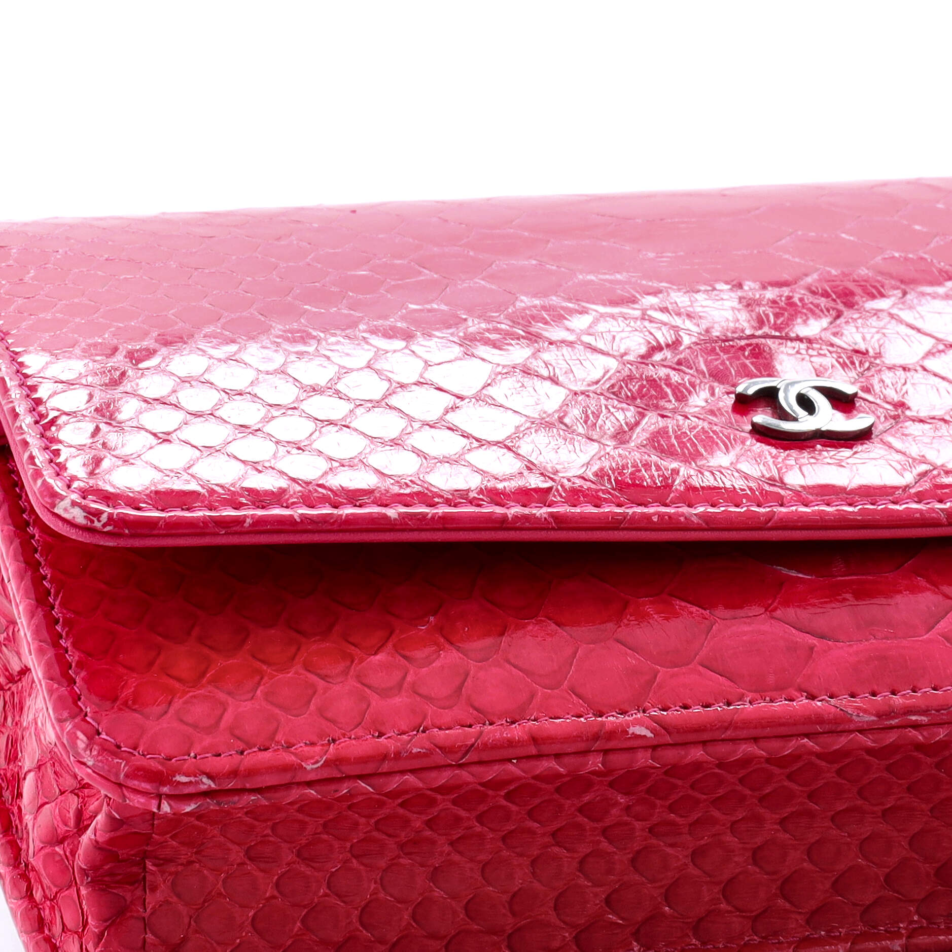 Chanel Wallet on Chain Python