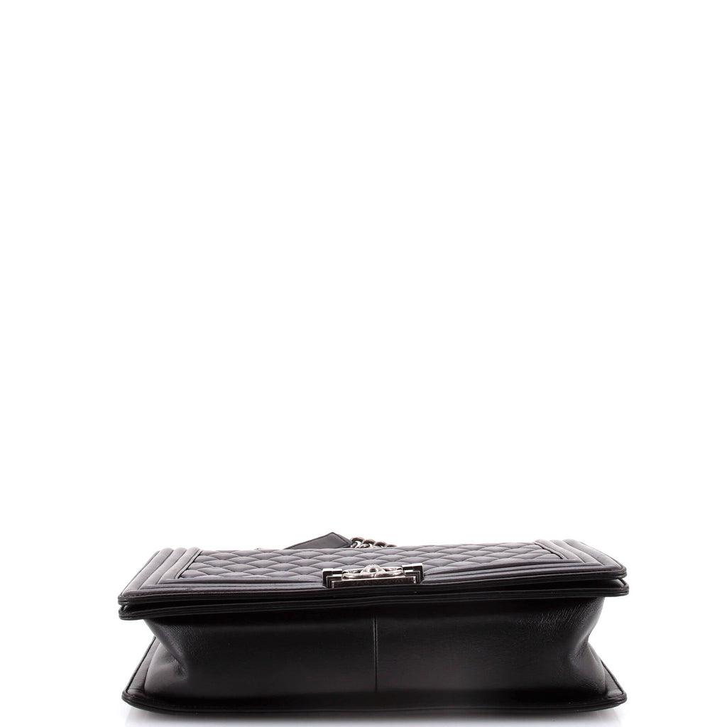 Chanel Boy Flap Bag Quilted Calfskin New Medium