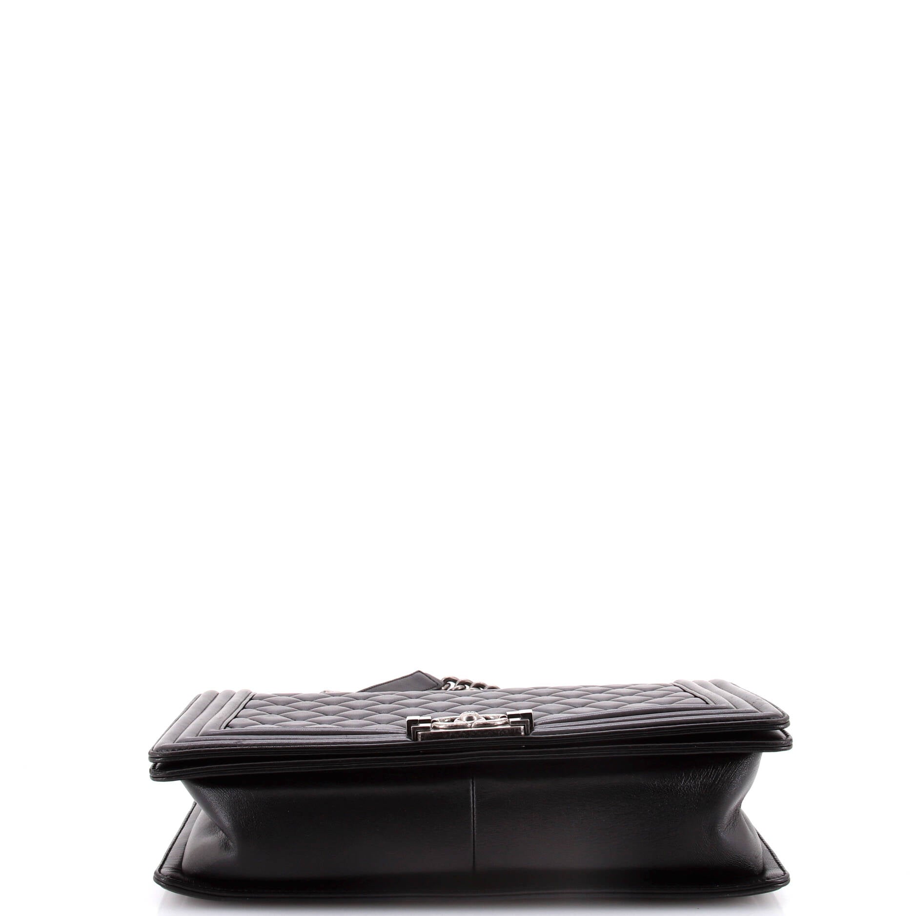 Chanel Boy Flap Bag Quilted Calfskin New Medium