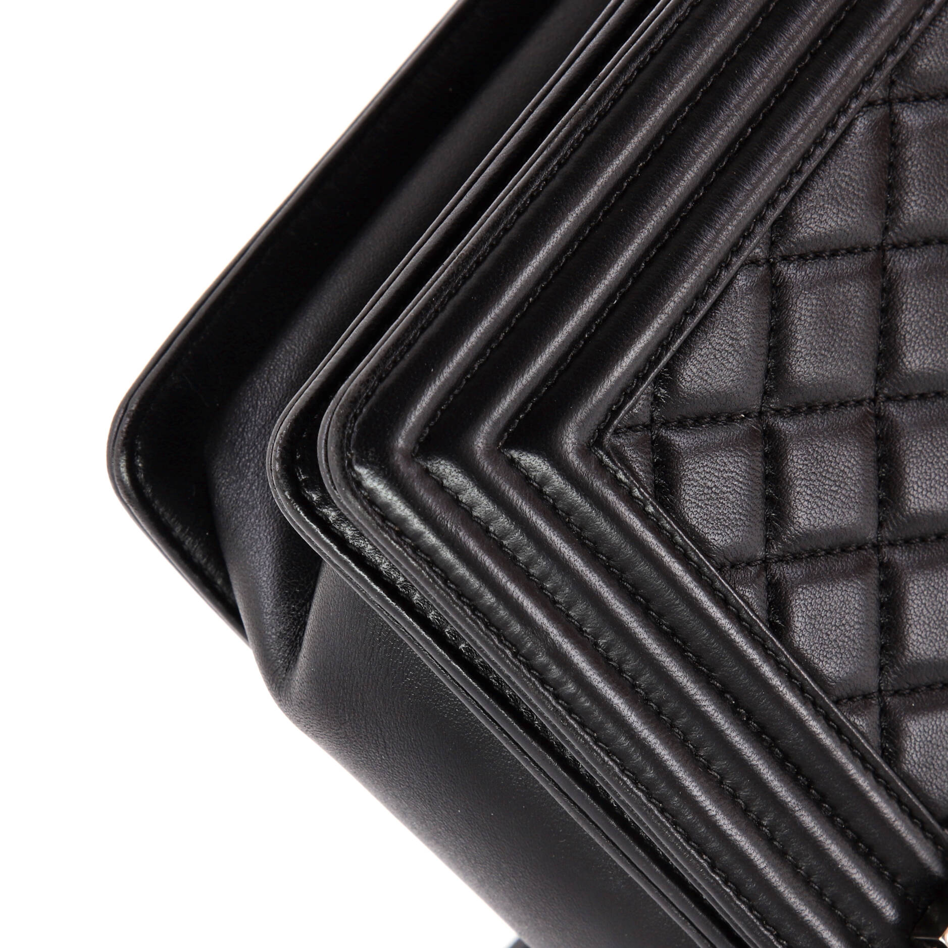 Chanel Boy Flap Bag Quilted Calfskin New Medium