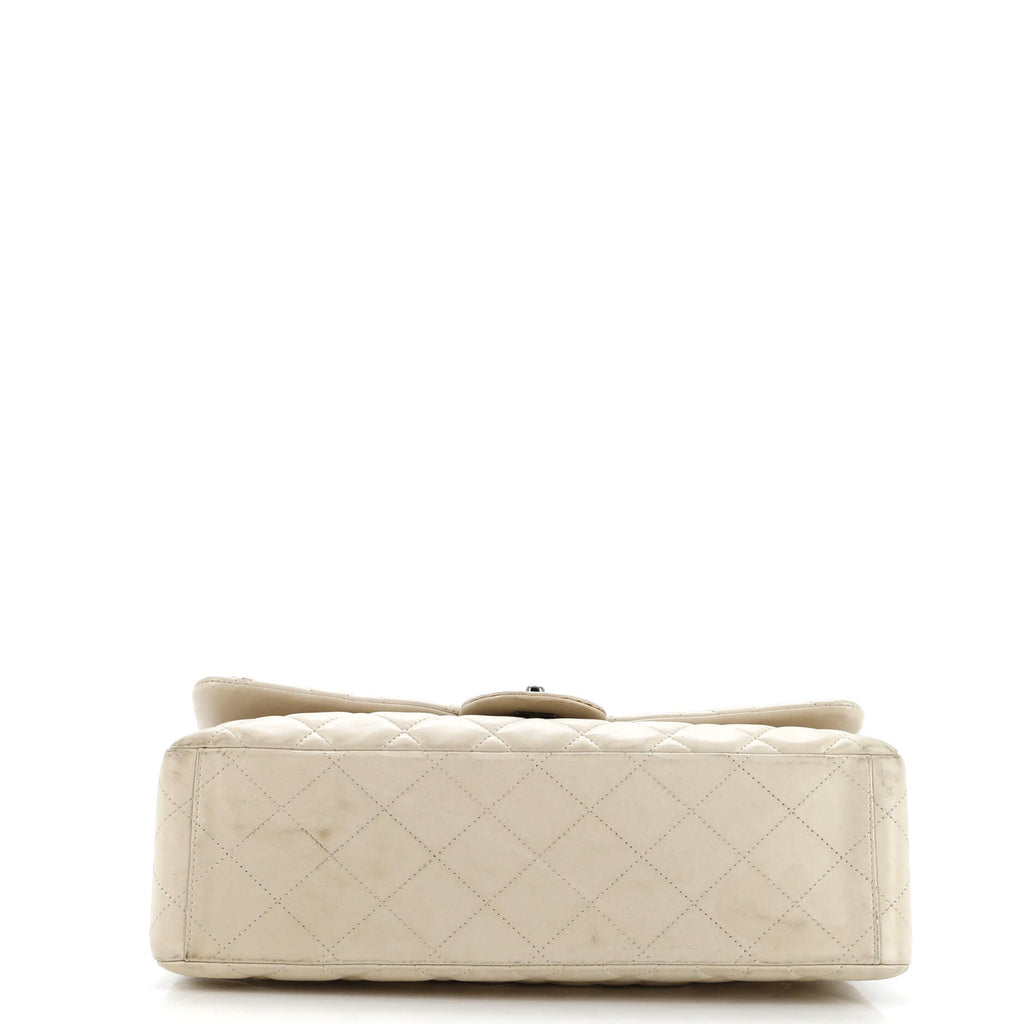 Chanel Classic Single Flap Bag Quilted Lambskin Jumbo