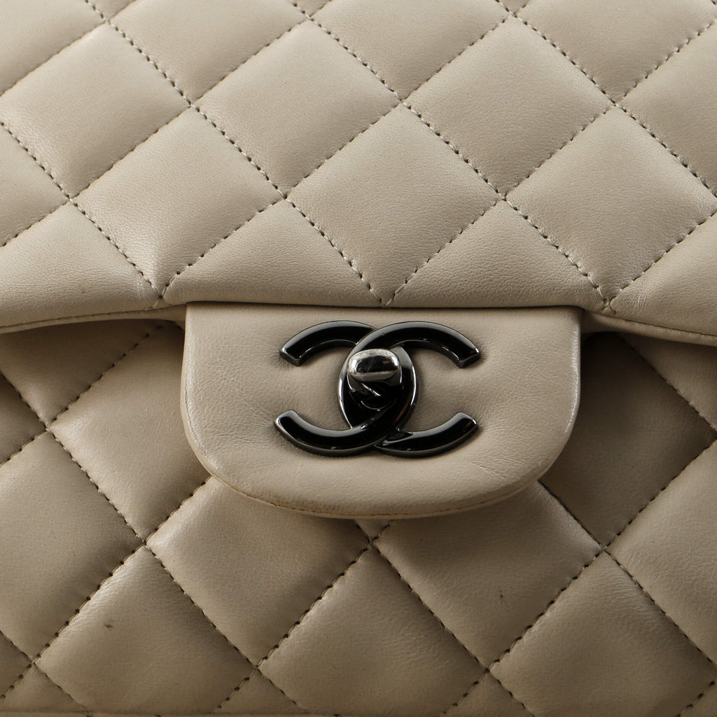 Chanel Classic Single Flap Bag Quilted Lambskin Jumbo