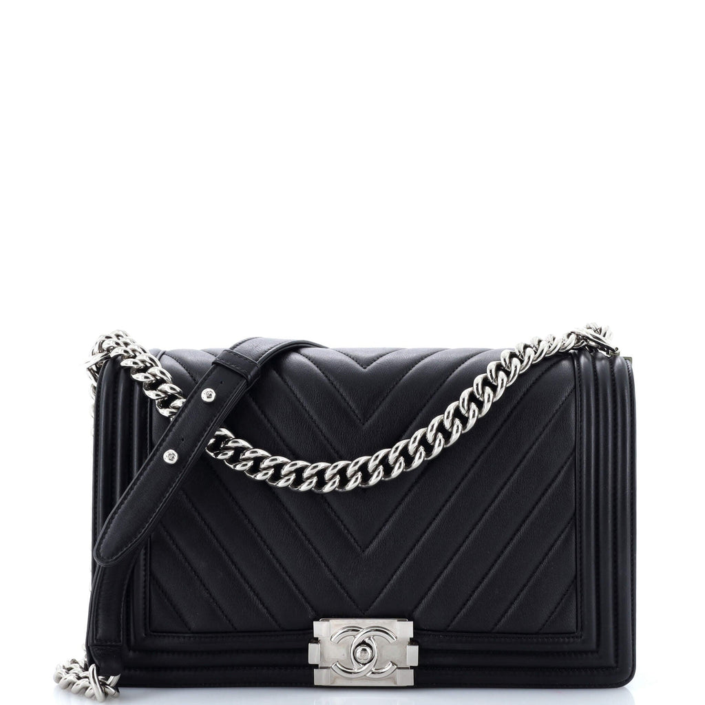 Chanel Boy Flap Bag Chevron Calfskin New Medium