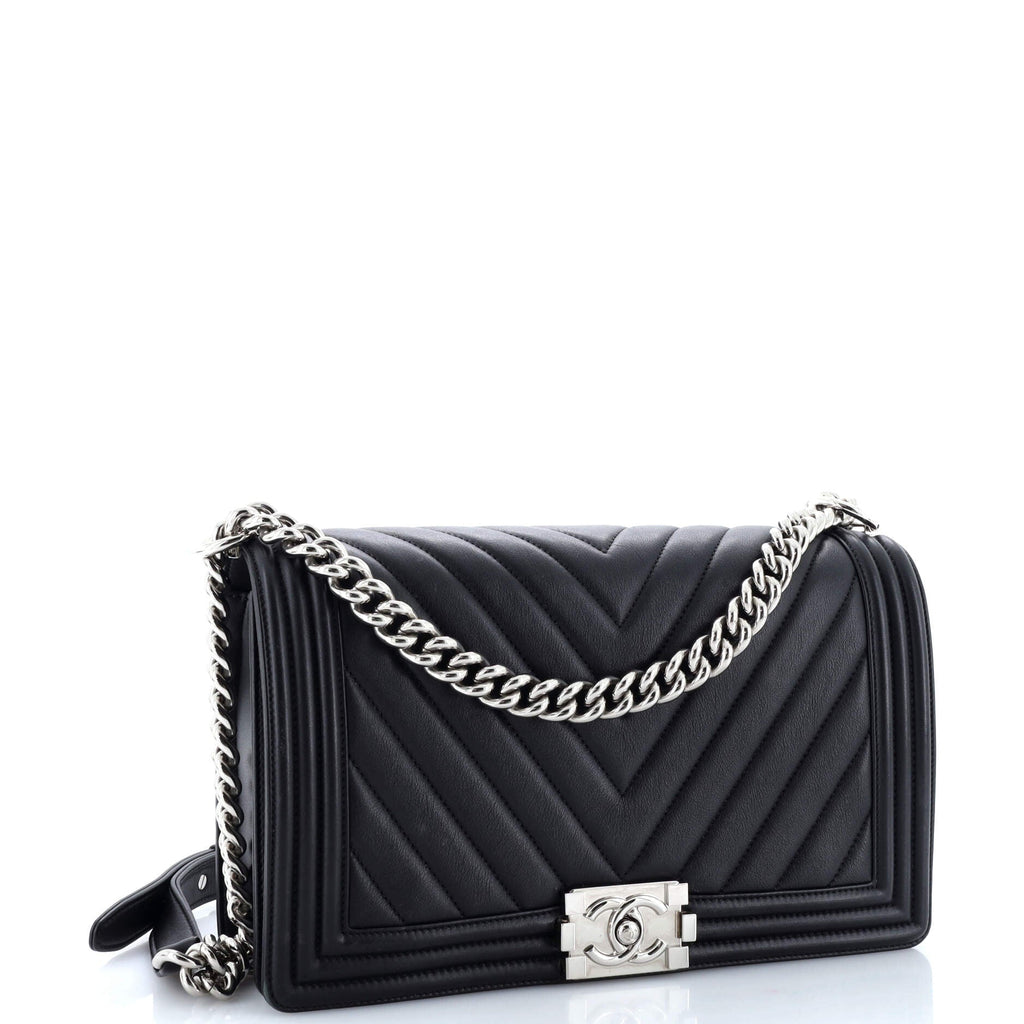 Chanel Boy Flap Bag Chevron Calfskin New Medium