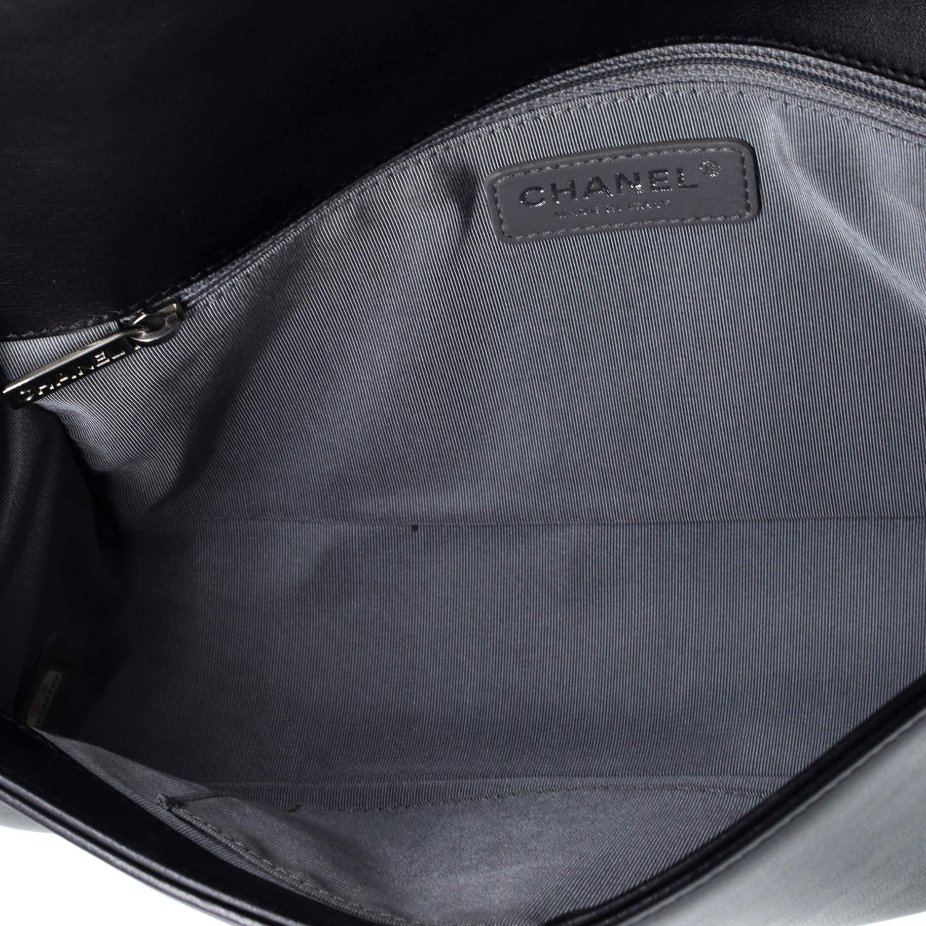 Chanel Boy Flap Bag Chevron Calfskin New Medium