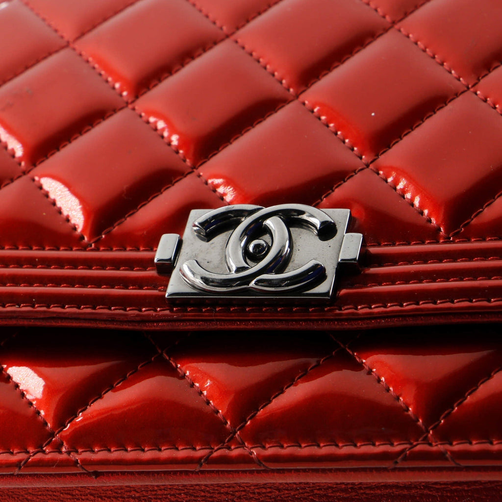 Chanel Boy Wallet on Chain Quilted