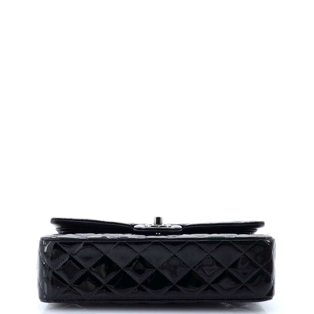 Chanel Classic Double Flap Bag Quilted  Medium