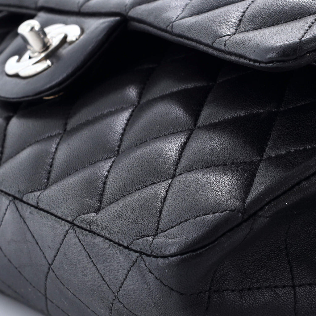 Chanel Classic Double Flap Bag Quilted Lambskin Medium